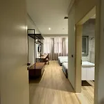 酒店 Bujtina Apsus