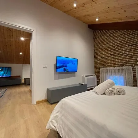 Bujtina Apsus * Berat