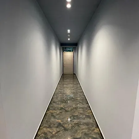فندق Bujtina Apsus بيرات