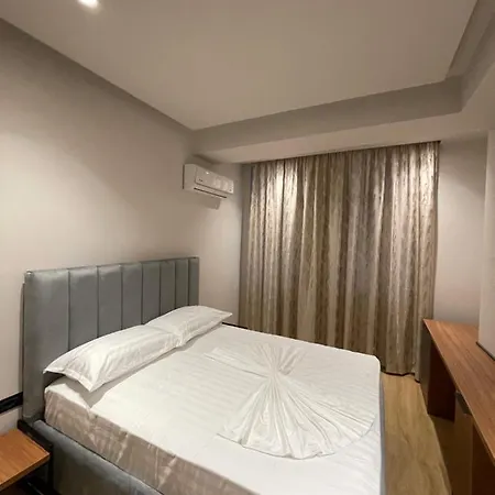 Bujtina Apsus Hotell