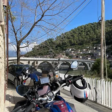 Bujtina Apsus Berat