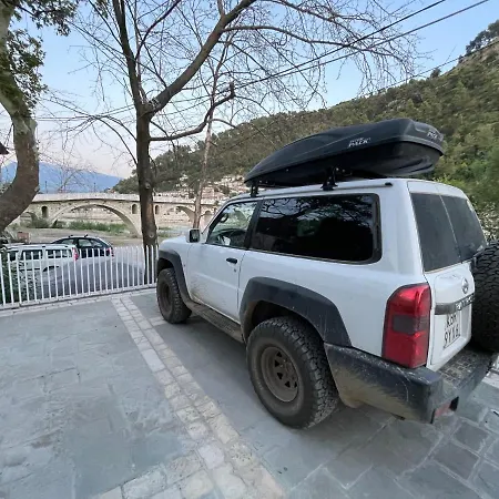 Hotel Bujtina Apsus Berat