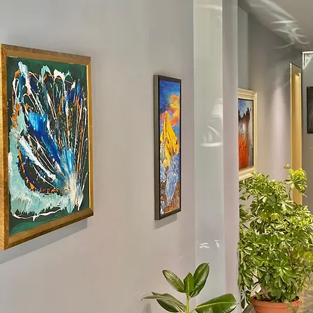 Hotel Bujtina Apsus *