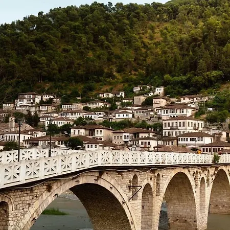 Hotell Bujtina Apsus *