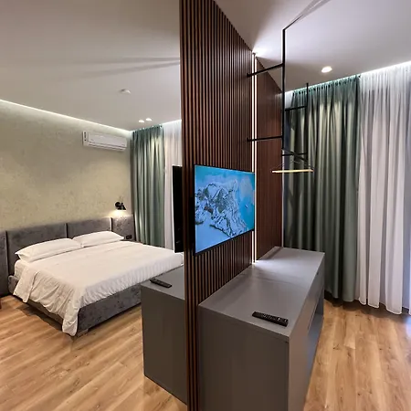 Hotel Bujtina Apsus *