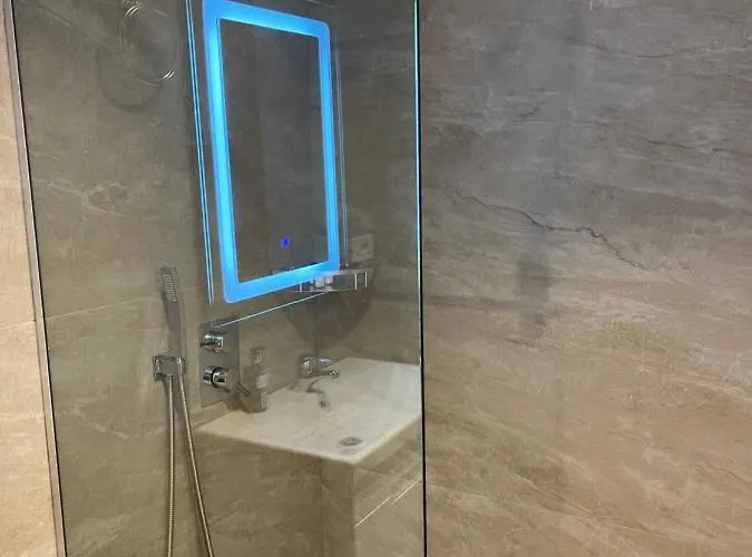 Bujtina Apsus Hotel *