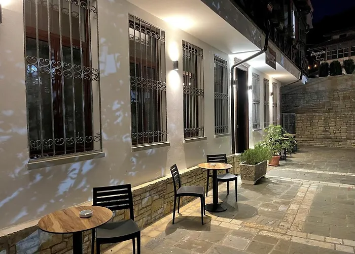 Bujtina Apsus Hotel *