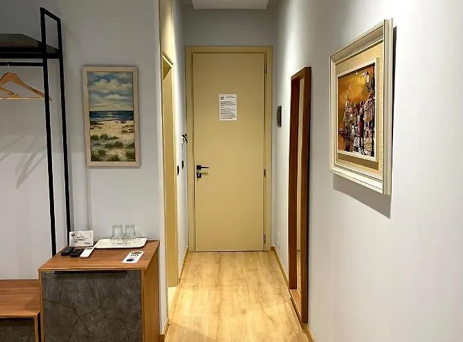 Bujtina Apsus * Berat