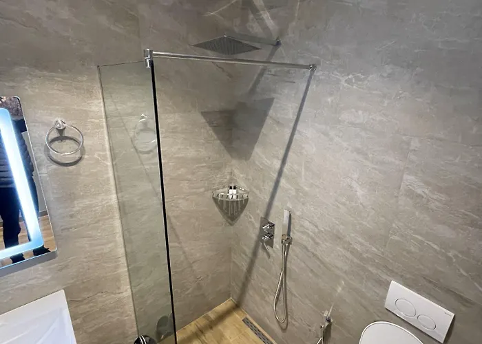 Bujtina Apsus بيرات